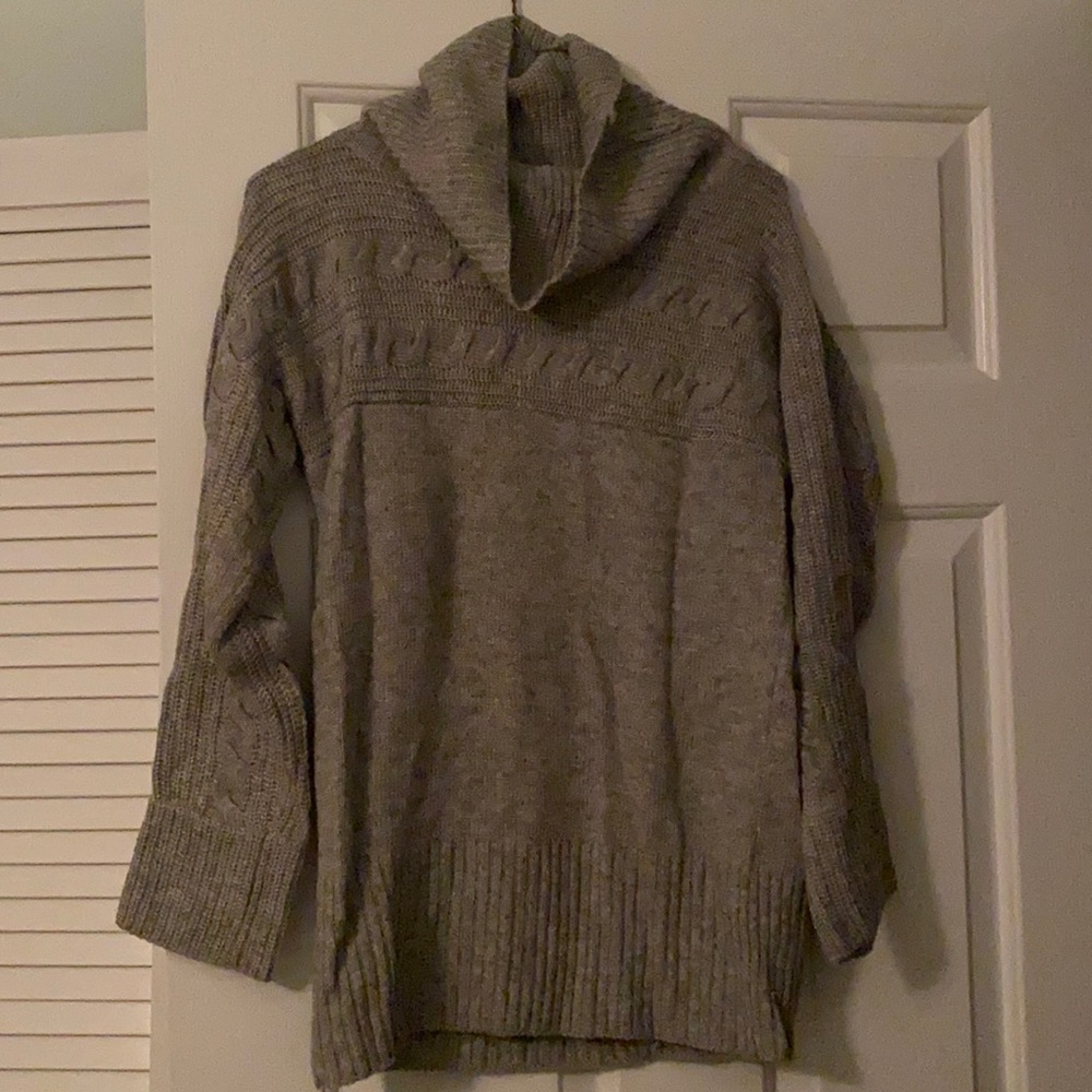 Grey sweater